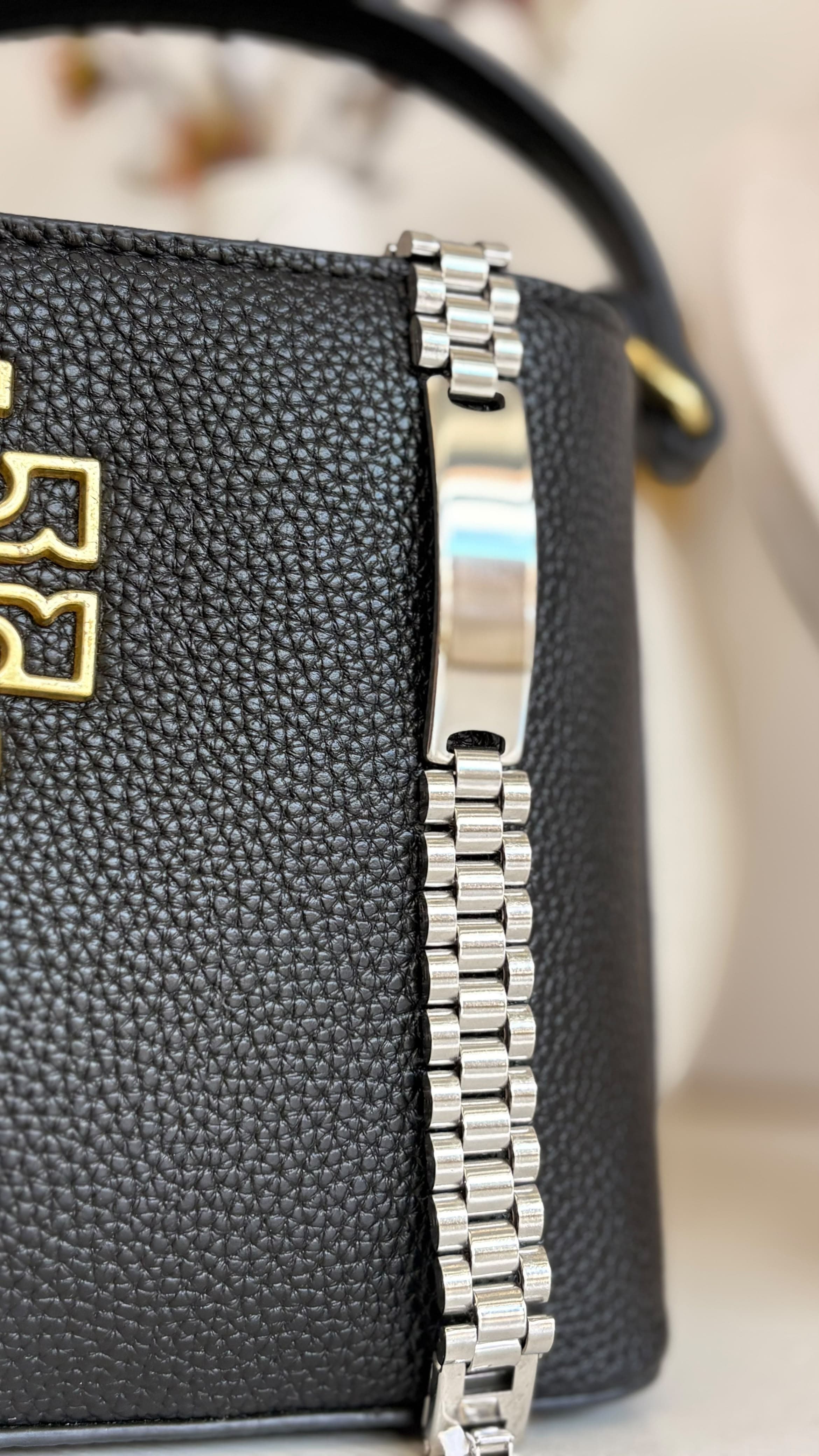 Brazalete de placa plateada